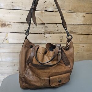 Frye Samantha Quilted Leather Shoulder Tote Purse